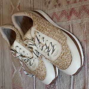 OTBT woven and leather sneakers